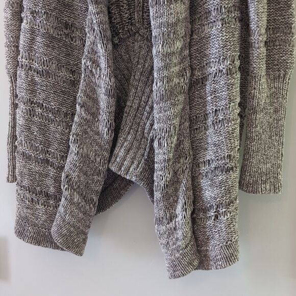 BCBGMAXAZRIA Jane Oversized Heavy Knit Sweater Cardigan Ruched Back Size S - Picture 4 of 16